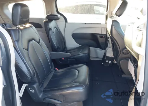 2021 Chrysler Voyager Lxi из США, поврежденный, VIN 2C4RC1DG3MR523617